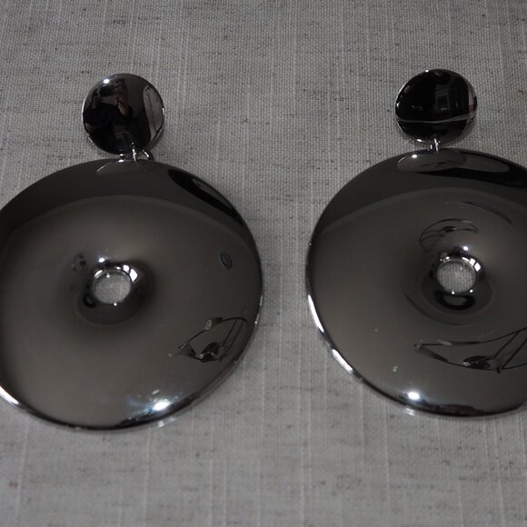 Earings - Picture 1 of 5